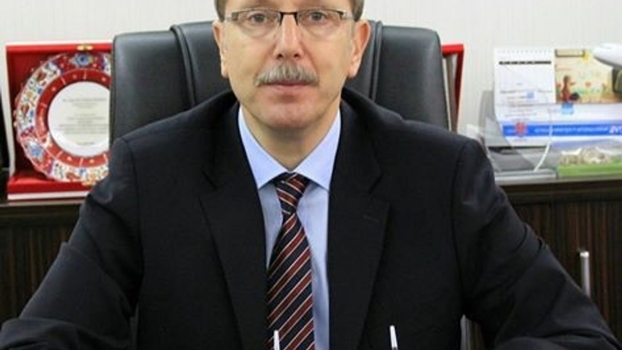 Bilim,Sanayi Ve Teknoloji Bakanlığı Genel Müdürü Uğur BÜYÜKHATİPOĞLU'NDAN KANDİL MESAJI