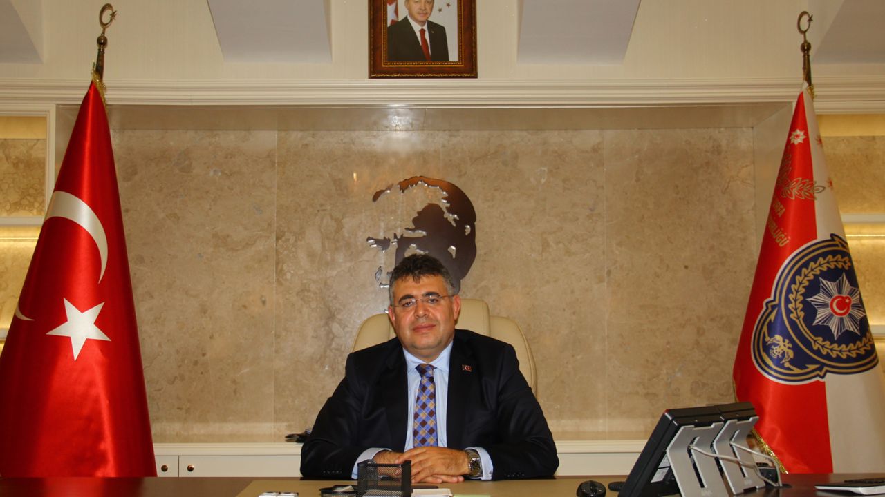 EMNİYET MÜDÜRÜ TİPİOĞLU,ŞANLIURFALILARIN BERAT KANDİLİNİ KUTLADI