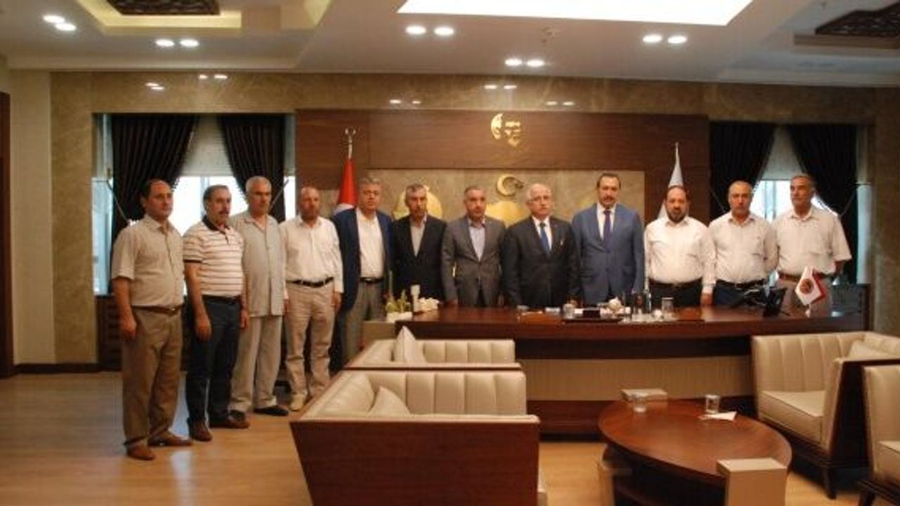 Tuna,Şanlıurfa Ticaret Borsası’nı ziyaret etti.