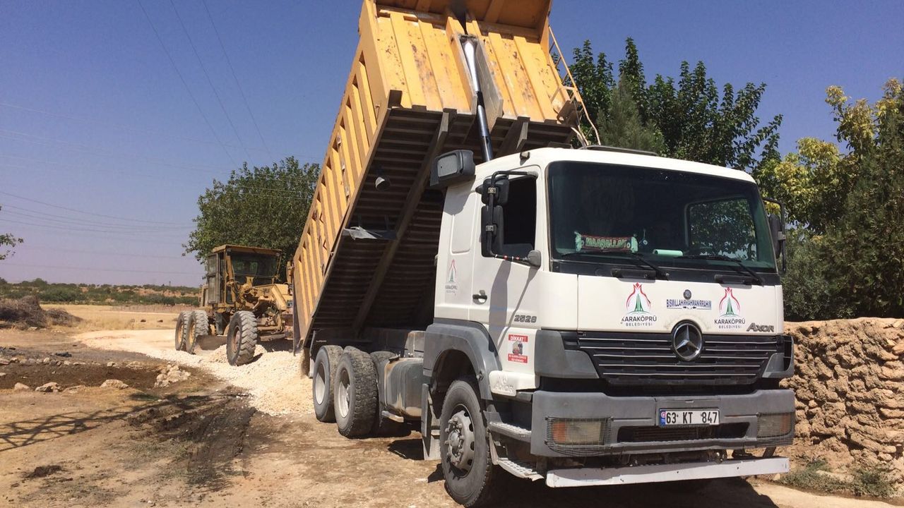 Geçit Kırsal Mahallesinde Yollar Kışa Hazır.