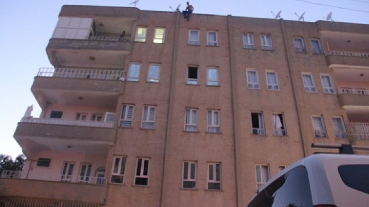 İntihar girişiminde bulunan genci arkadaşı kurtardı