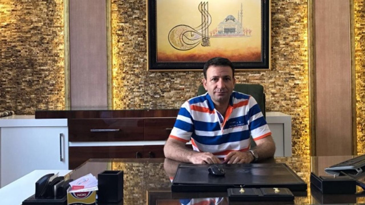 Necmettin Eyyüpoğlu,"İslam âleminin tamamında bayramın bayram tadında kutlanmasını umut ediyorum"