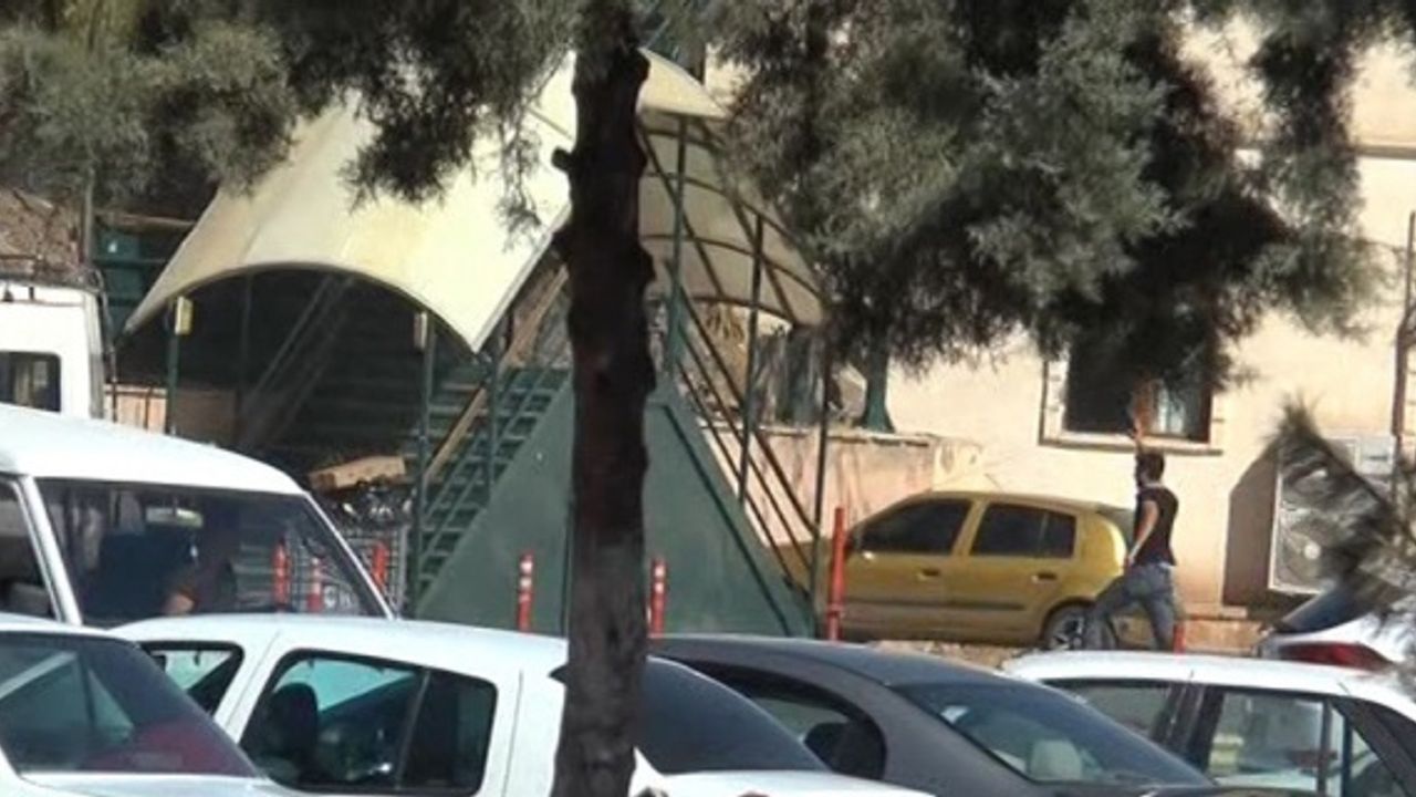Polis kaçan zanlıyı havaya ateş açarak yakaladı