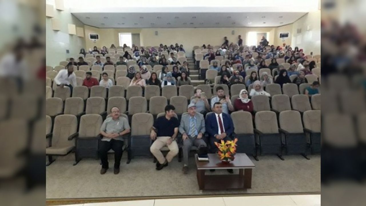 ‘’Klasik Türk Şiirinden Esintiler’’ konulu konferans
