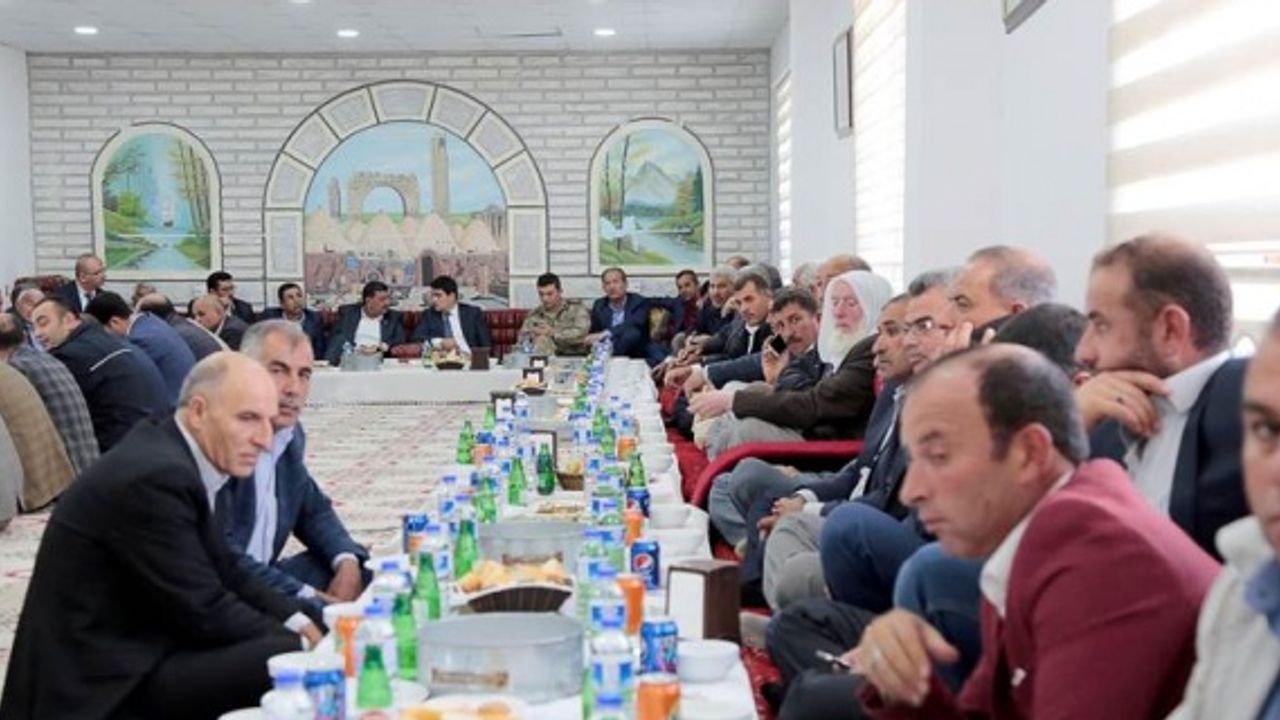 Çelik, 107 Köy Muhtarı ile Bir Araya Geldi.