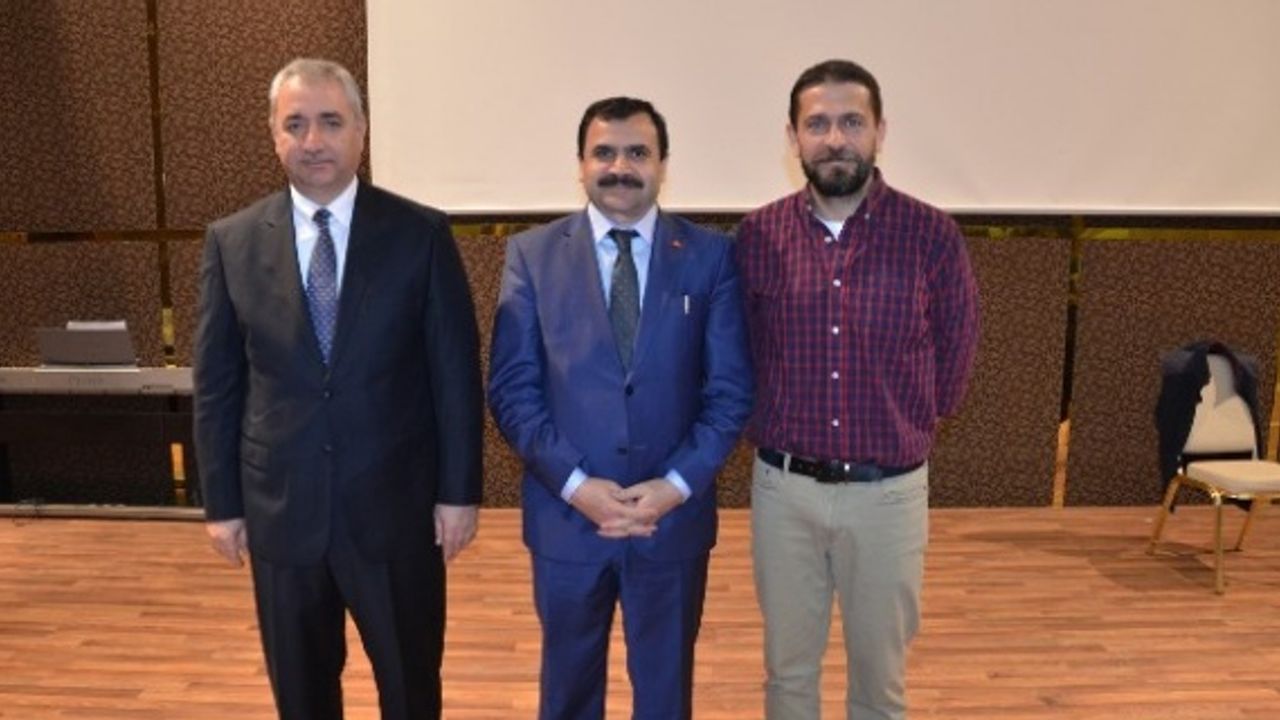 ‘’ Hayata Rehber Olmak ‘’ konulu seminer verildi.
