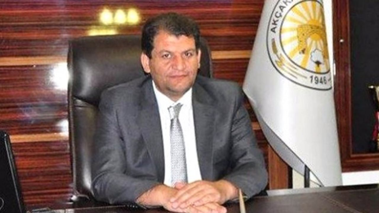 Ayhan'dan Çalışan Gazeteciler Günü Mesajı