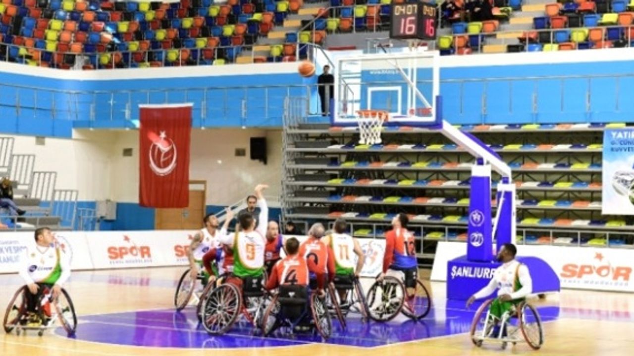 Engelliler Basketbol Takımı Potada Liderliğini Sürdürüyor