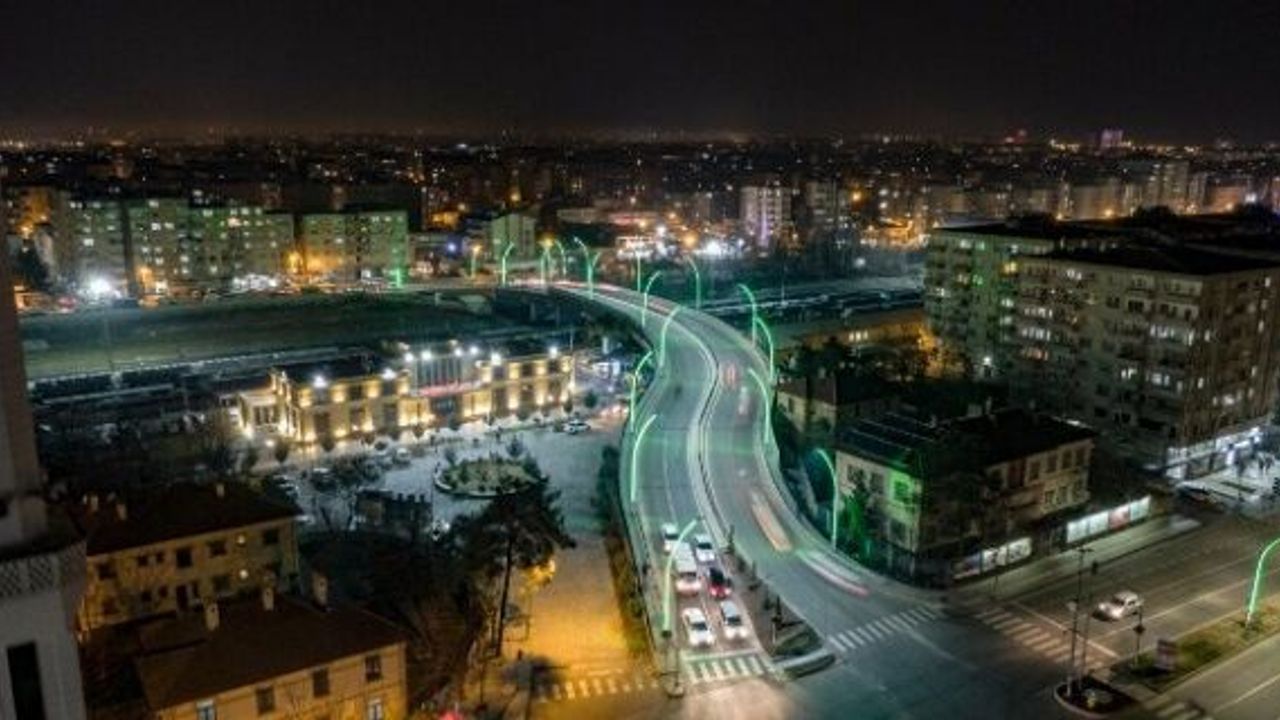 Diyarbakır Büyükşehir "İstasyon Viyadüğü Yenilenen Haliyle Hizmetinizde"