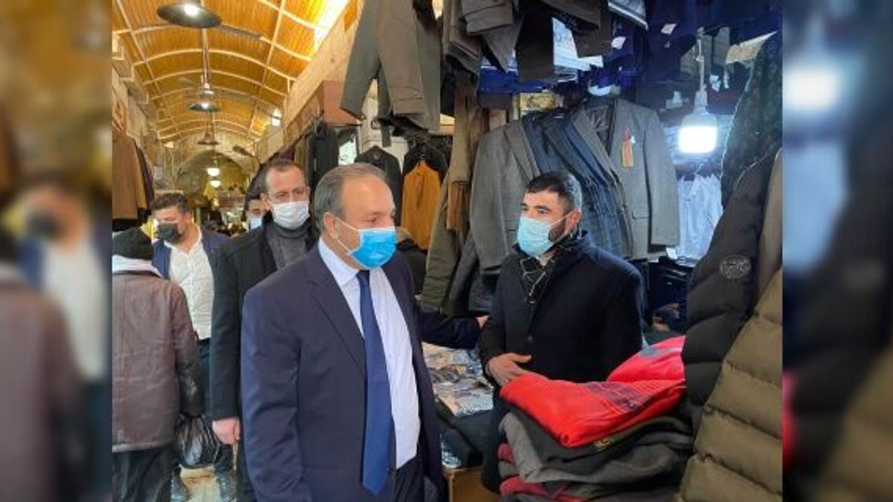 Özcan "Esnafımıza ve sanatkarlarımıza hayırlı olsun"