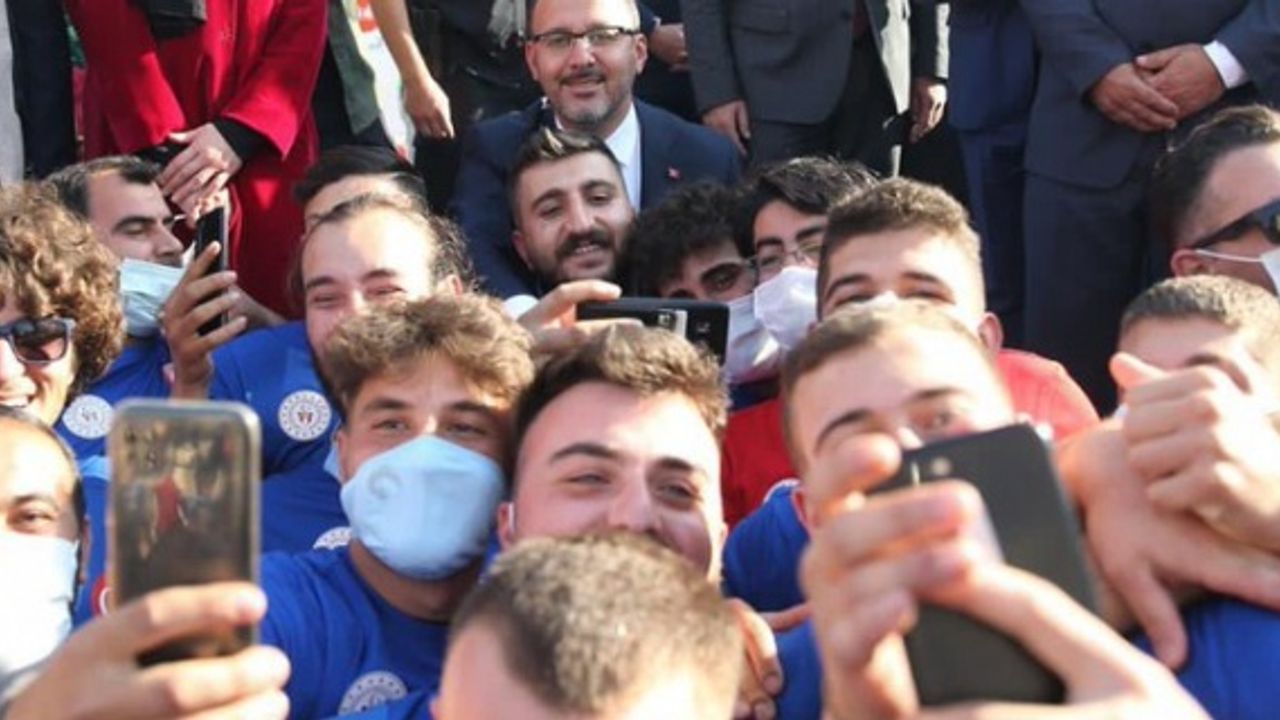 Şubat ayı burs ve kredi ödemeleri hesaplara yatmaya başladı.