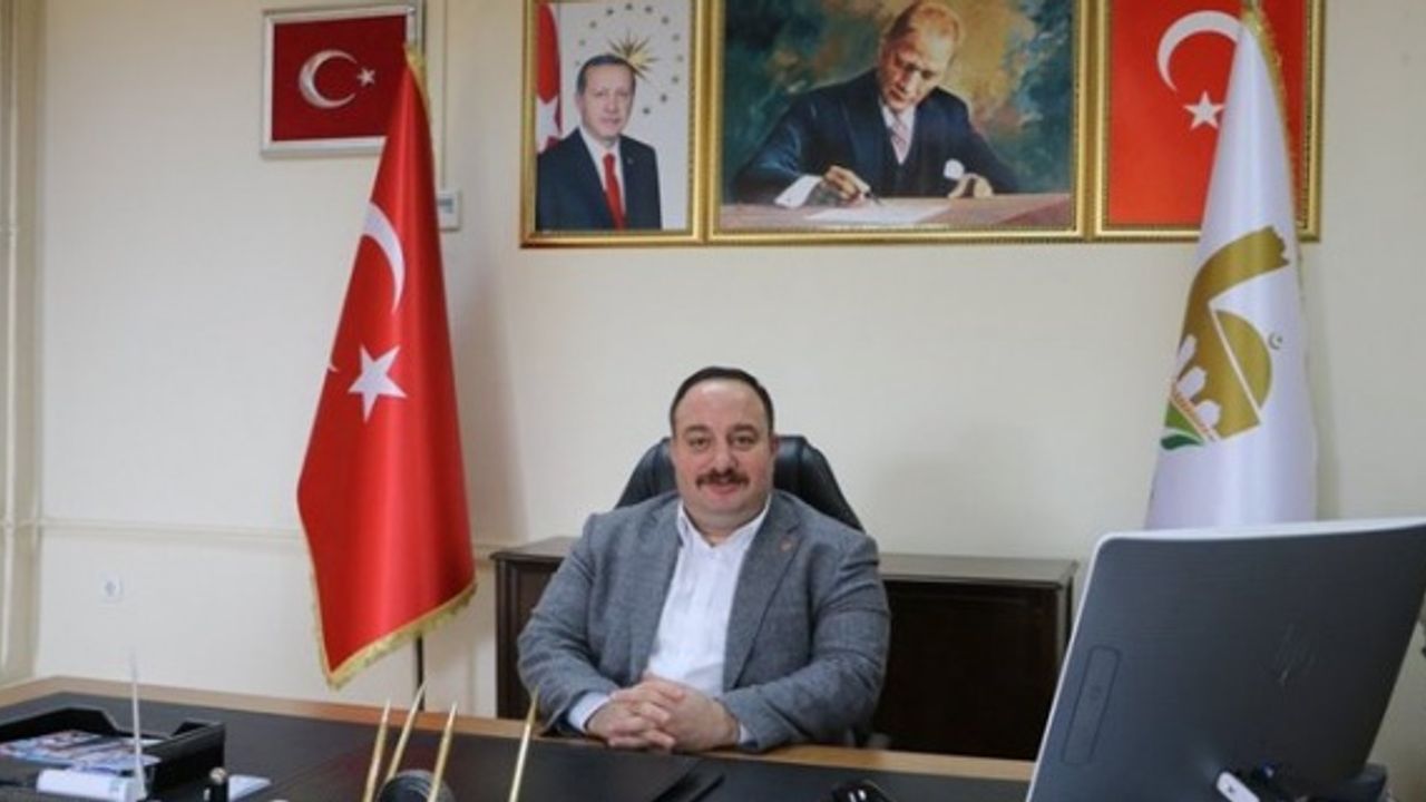 BAŞKAN EKİNCİ`DEN 24 KASIM ÖĞRETMENLER GÜNÜ MESAJI