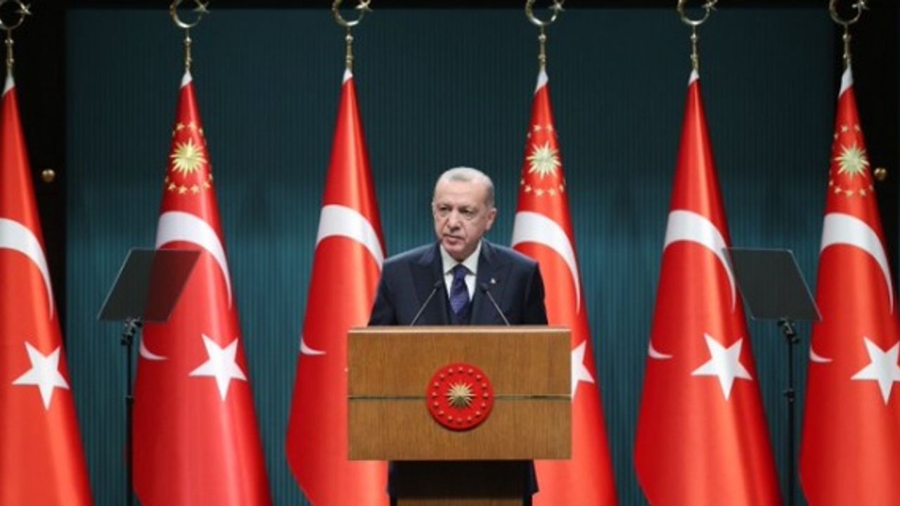 Cumhurbaşkanı Erdoğan: Çalışanlarımızı fiyat artışlarına karşı koruma politikamızı asgari ücrette de sürdüreceğiz