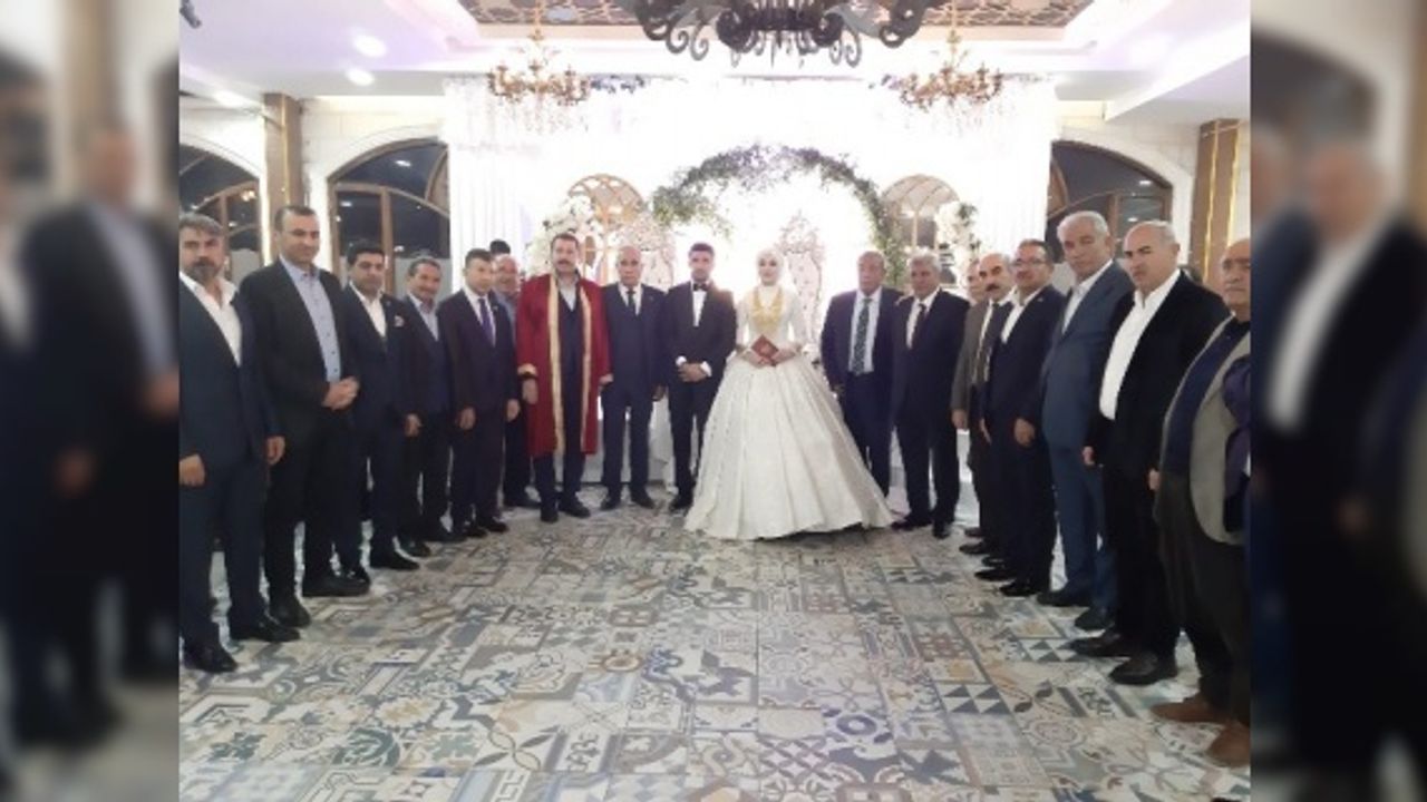 İlhan ve Aydınlık Ailelerinin Mutlu Günü