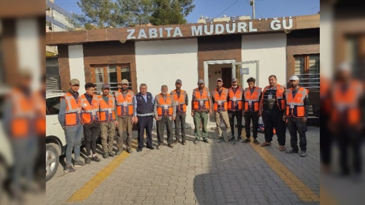 KARAKÖPRÜ'DE KAĞIT TOPLAYICILAR KAYIT ALTINA ALINDI