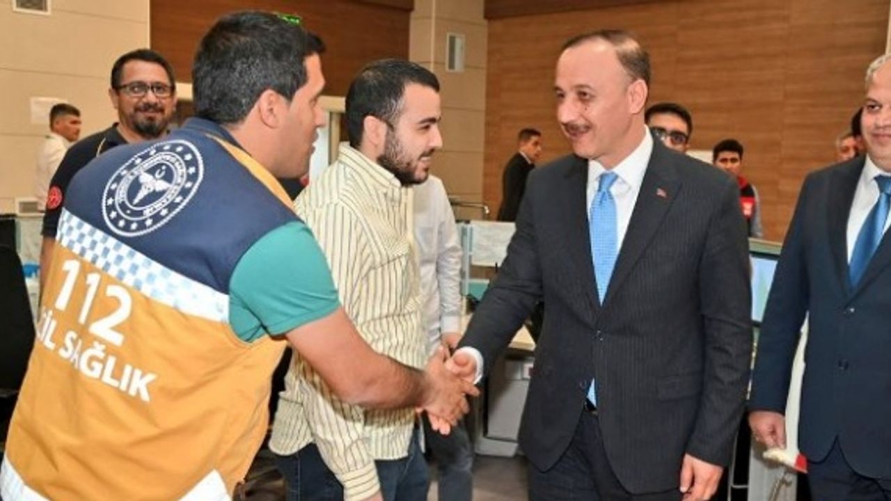 Vali Erin "Tüm Şanlıurfa 112 Acil Çağrı Merkezi ailesine hayırlı bayramlar diliyorum"