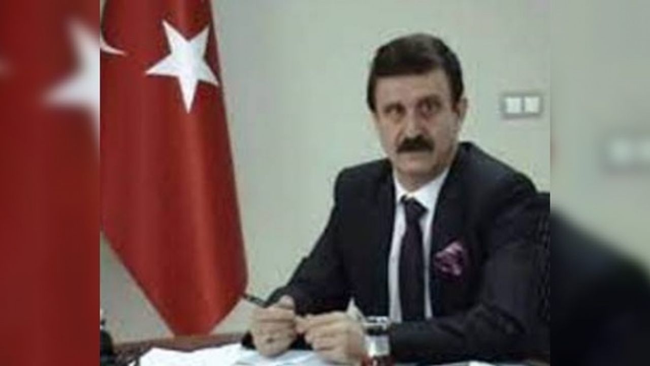 Erbülbül "Allah'tan rahmet,kederli ailesine,yakınlarına başsağlığı ve sabır diliyorum."
