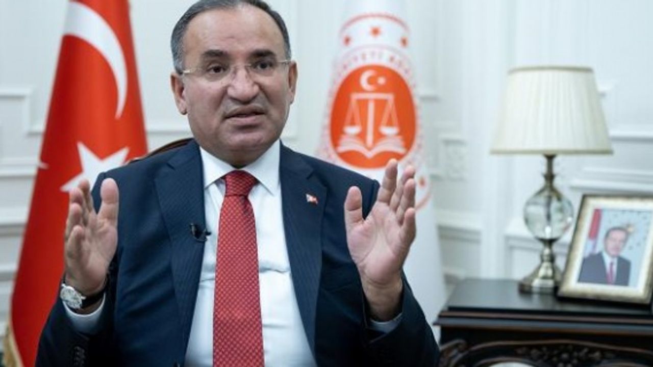 Adalet Bakanı Bozdağ:Adaletin gözü halkı görmelidir.