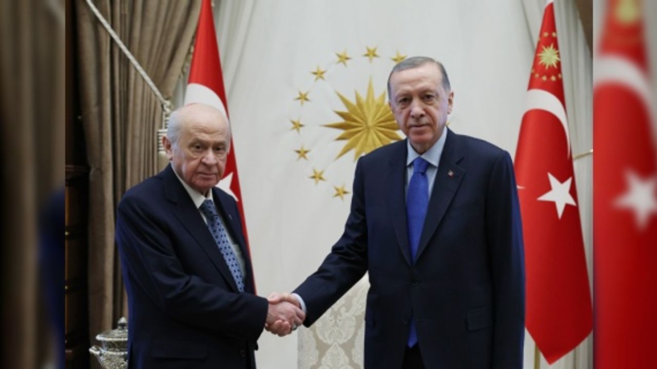 Bahçeli,Cumhurbaşkanı Erdoğan ile bir araya geldi