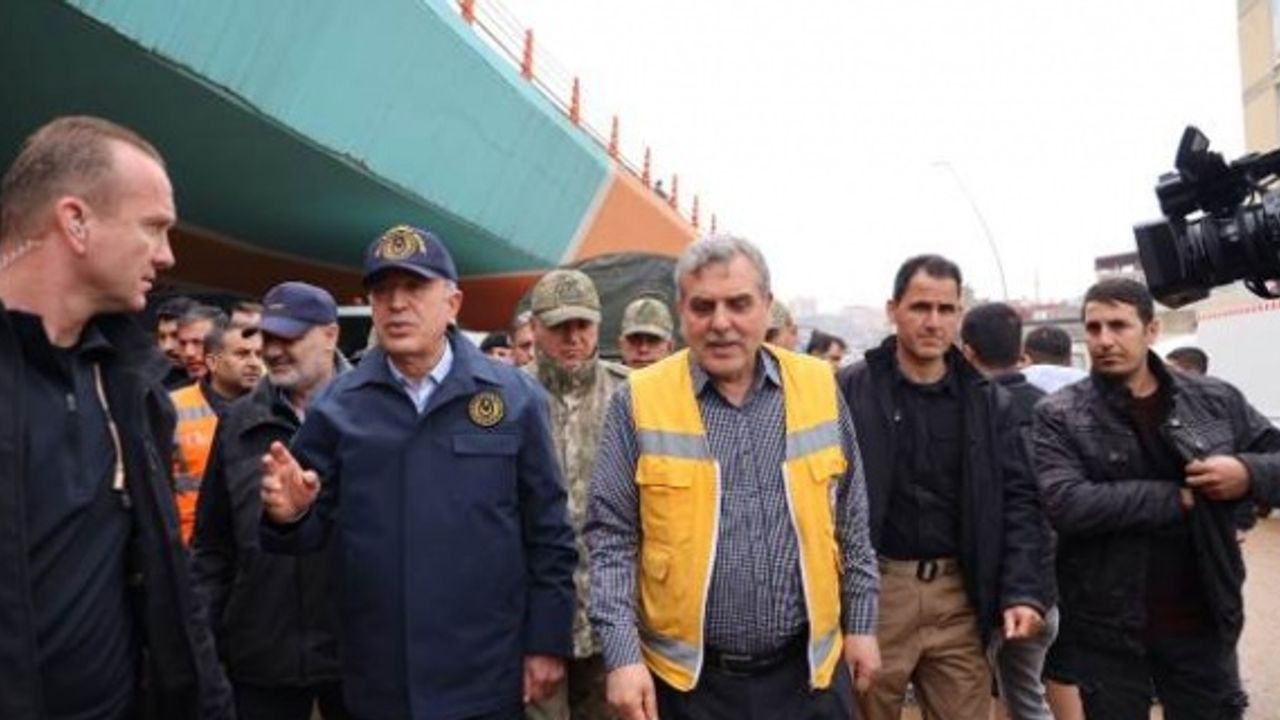 Başkan Beyazgül "selin etkisi mahallelerimizden siliniyor"
