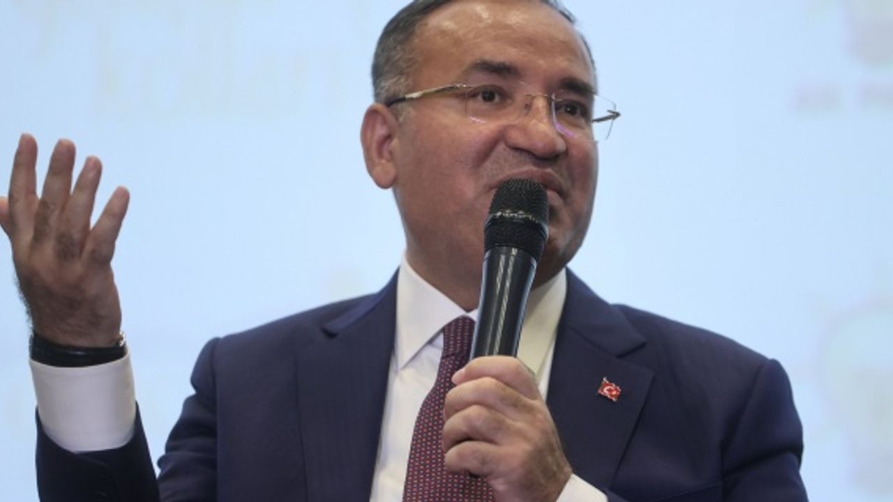 Bakan Bozdağ;Hangi Kılıçdaroğlu doğru söylüyor?