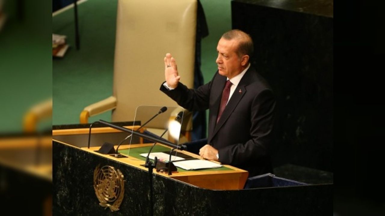 Cumhurbaşkanı Erdoğan "iç siyasetimizin yönlendirilmesine, millî iradeye parmak sallanmasına izin vermeyeceğiz"