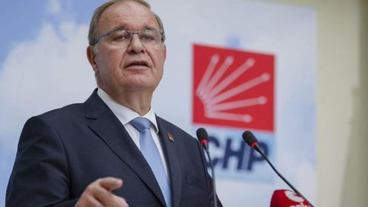 CHP Sözcüsü Faik Öztrak,kongre sürecinin 'bugünden itibaren' başlatılmasına karar verildiğini açıkladı.
