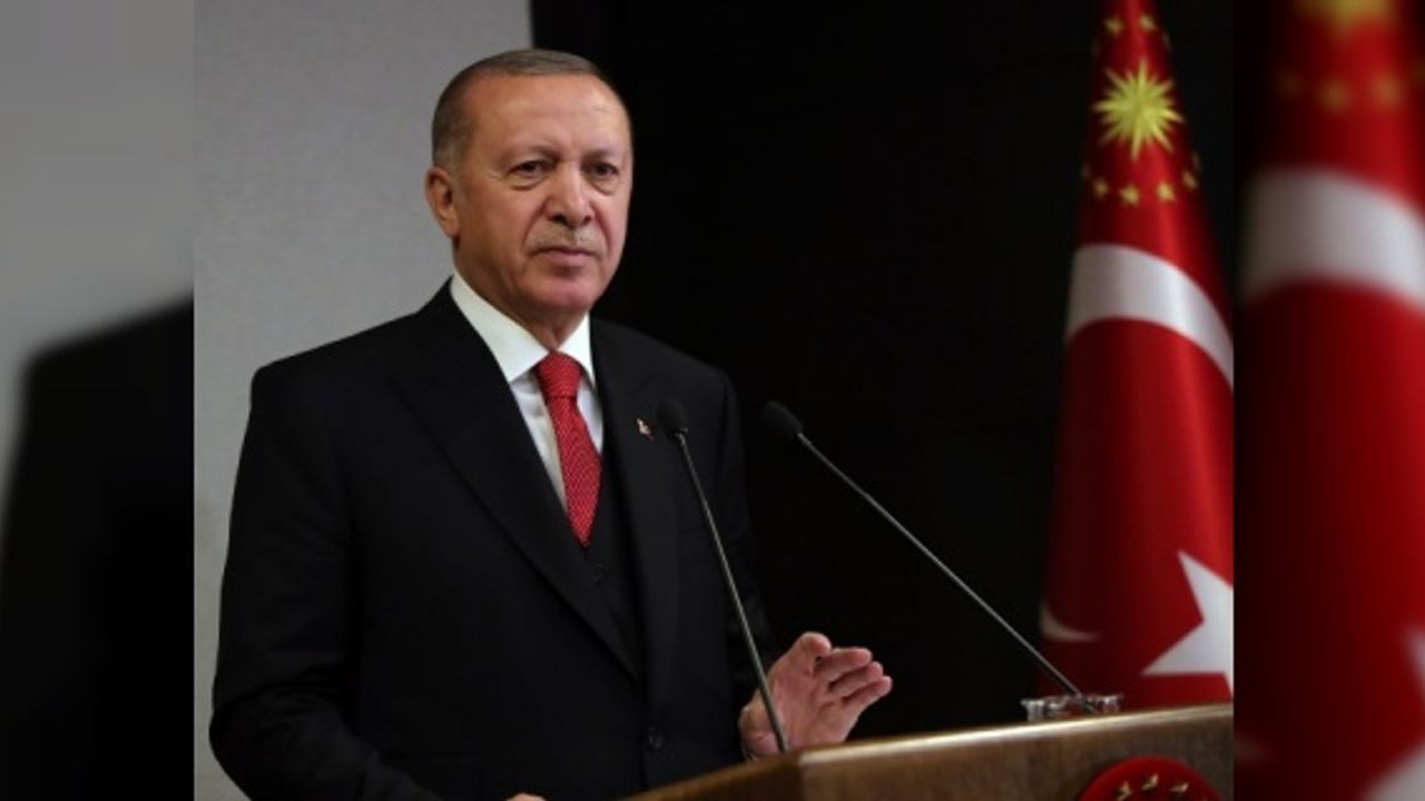 Cumhurbaşkanı Erdoğan "Türkiye’nin her tarafındaki sınavlı okullarda her şube için 2 ek kontenjan açacağız"