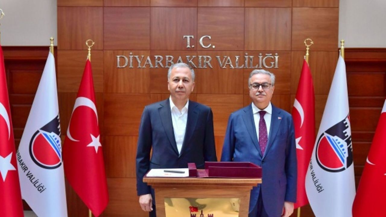 İçişleri Bakanı Ali Yerlikaya, Diyarbakır Valiliğine Ziyarette Bulundu