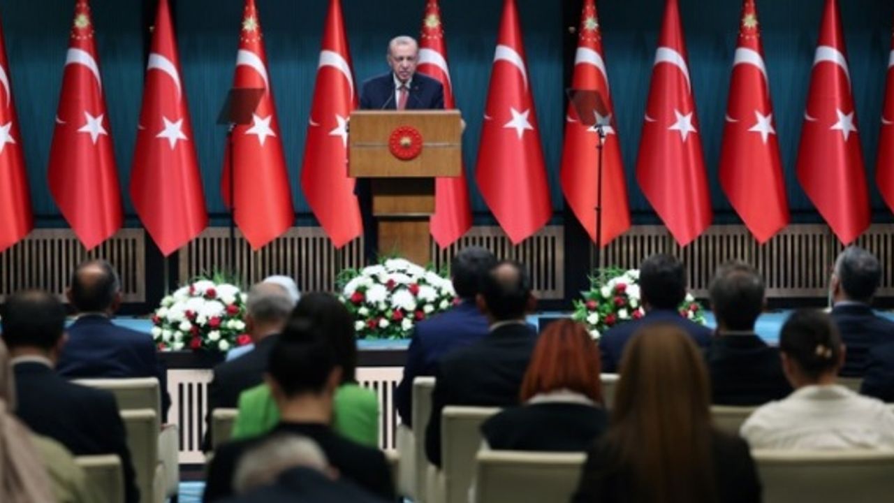 “Türkiye’yi sivil bir anayasayla buluşturmak için çalışacağız”
