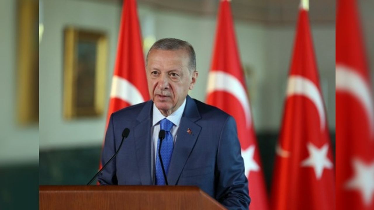 “Depremin yıktığı şehirlerimizi daha dayanıklı bir şekilde inşa edeceğiz”