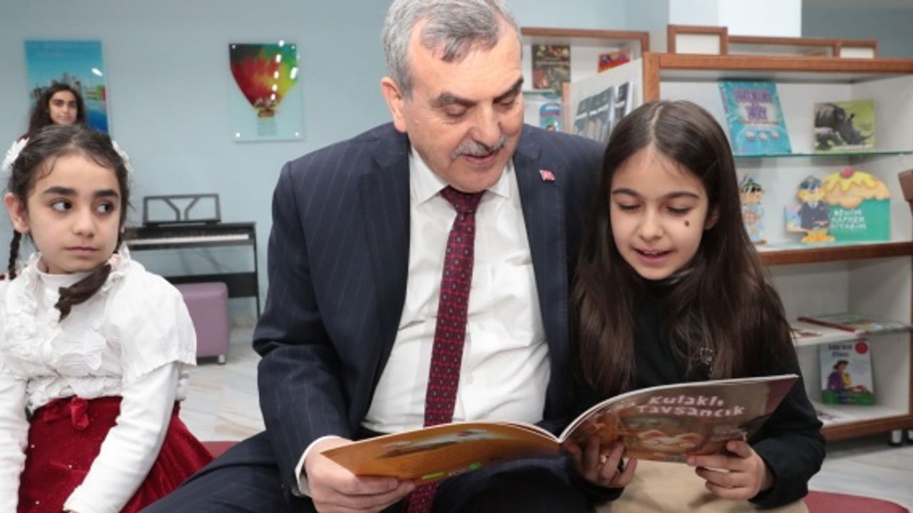 BAŞKAN BEYAZGÜL, “YENİ EĞİTİM ÖĞRETİM SEZONU ÖĞRENCİLERİMİZE BAŞARILAR GETİRSİN”