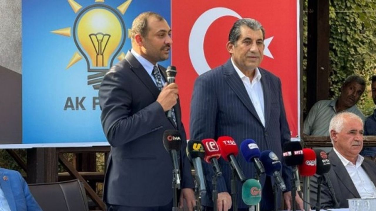 ATİLLA ZILGITLAR EŞLİĞİNDE ADAY ADAYLIĞINI AÇIKLADI