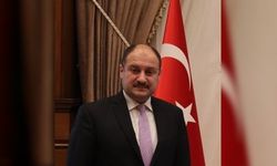 Gülpınar İstifa ettiğine yönelik haberleri yalanladı.