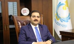 Başkan Canpolat "23 Nisan Ulusal Egemenlik ve Çocuk Bayramı kutlu olsun"