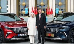 Cumhurbaşkanı Erdoğan "Türkiye Yüzyılı’nın ilk meyvelerinden olan Togg, tüm milletimize hayırlı, uğurlu olsun."