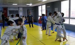 HALİLİYE’DE GELECEĞİN YILDIZLARI SPOR KURSLARINDA YETİŞİYOR