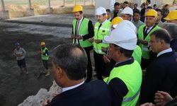 Vali Ayhan "Geçen her gün, Şanlıurfa’mızın değerine değer katarak ilerliyoruz"
