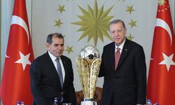 Cumhurbaşkanı Recep Tayyip Erdoğan Şampiyon Takımı kabul etti.