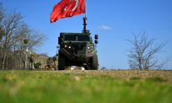 22 kişi ile Yunanistan’dan Türkiye'ye girmeye çalışan 6 kişi Hudut Kartalları tarafından yakalandı.