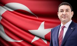 Başkan Özyavuz "bu vatan için canını feda eden tüm şehitlerimizi rahmetle anıyor, gazilerimize şükranlarımı sunuyorum.”