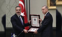 Fidan'a "Devlet Üstün Hizmet Madalyası"