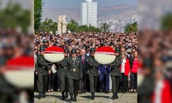 Kılıçdaroğlu,100. Yıl Etkinlikleri kapsamında Anıtkabir'i ziyaret etti.