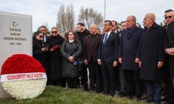 Baykal,vefatının birinci yılında mezar başında anıldı.