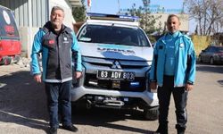 Depremde kurtarmaya giden ekip kurtarılmaya muhtaç olmuştu.