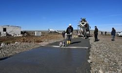 Kırsal mahallelerde yol yapım çalışmaları devam ediyor