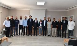 VALİ ŞILDAK, SAĞLIK ÇALIŞANLARI İLE BULUŞTU