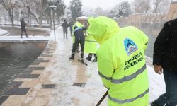 BAŞKAN KUŞ: KAR YAĞIŞINI SEVİNÇLE KARŞILADIK