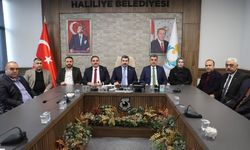 ŞAMPİYON TAKIMDAN BAŞKAN CANPOLAT’A ZİYARET