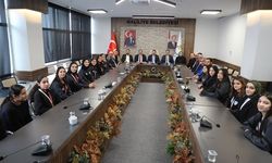 ŞAMPİYON TAKIMDAN BAŞKAN CANPOLAT’A ZİYARET